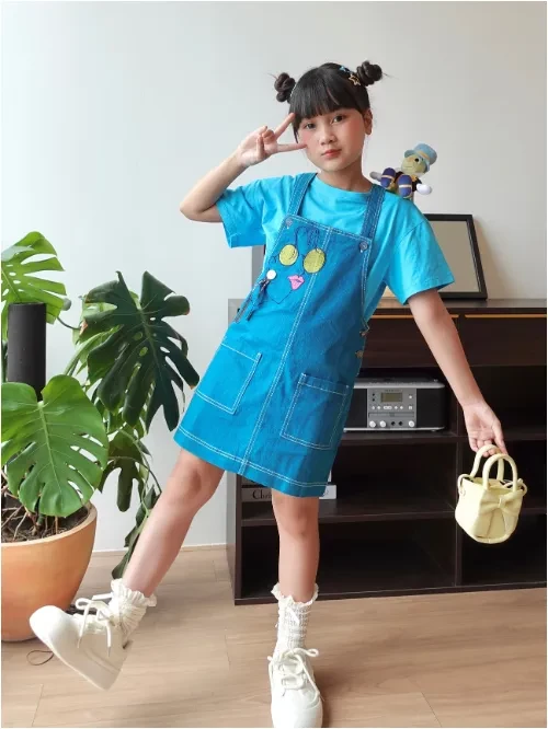 Đầm yếm TT cô gái có gồm áo