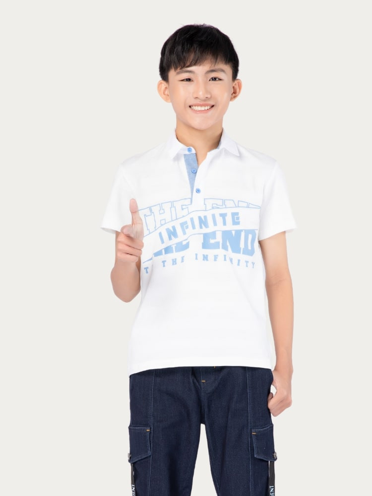 Áo thun cổ sơ mi TT chữ màu trắng